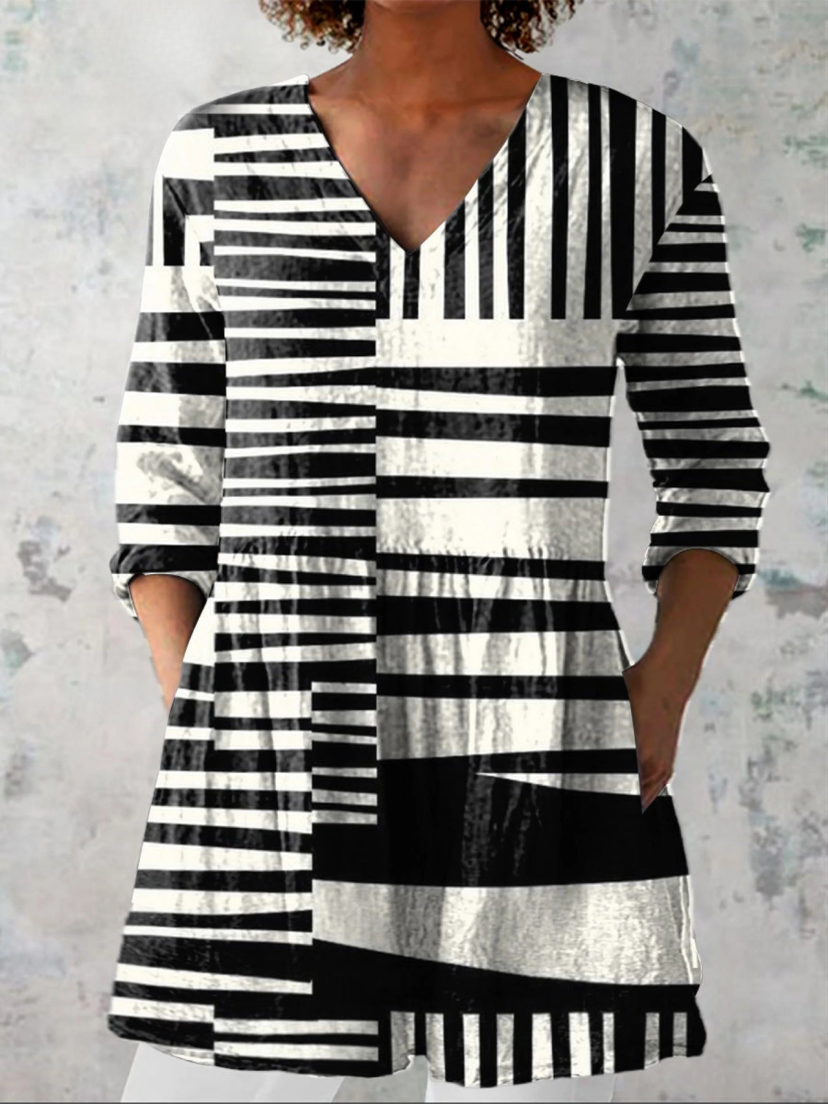 Striped Linen Tunic – Casual Elegance