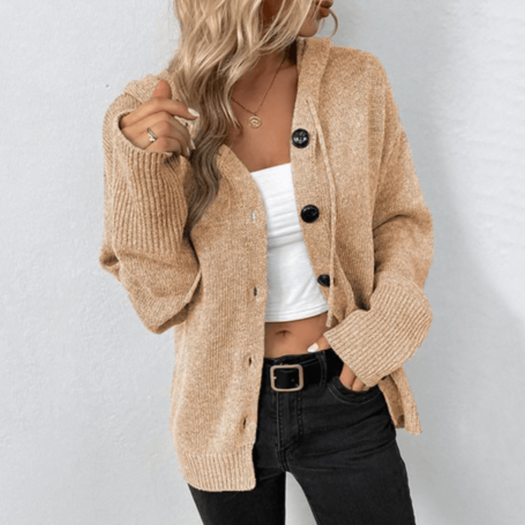 Scarlett | Knitted Cardigan with Buttons