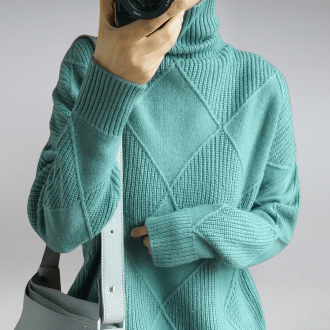 Carrie™ | Soft turtleneck sweater