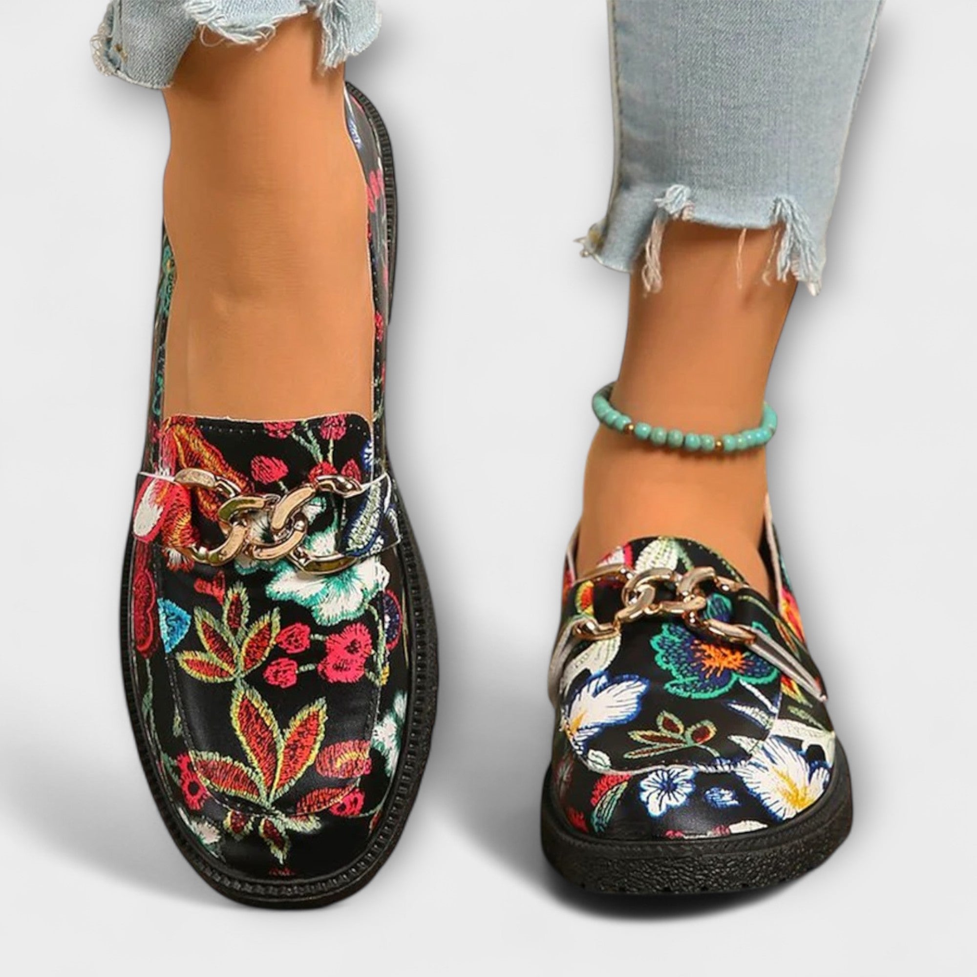 Everly & Rose – Elegant Multicolored Loafers with a Charming Floral Pattern
