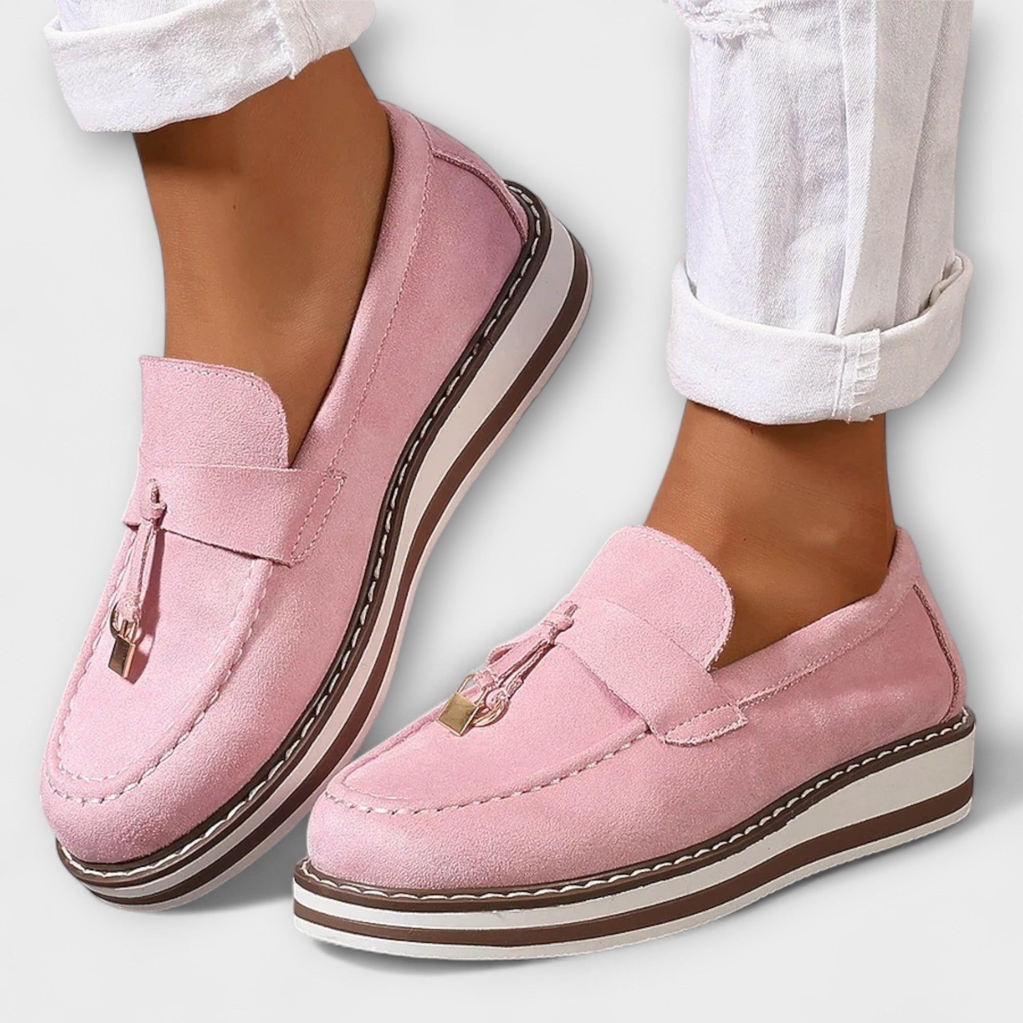 Everly & Rose – Casual Shoes with Round Toe for a Modern and Comfortable Style
