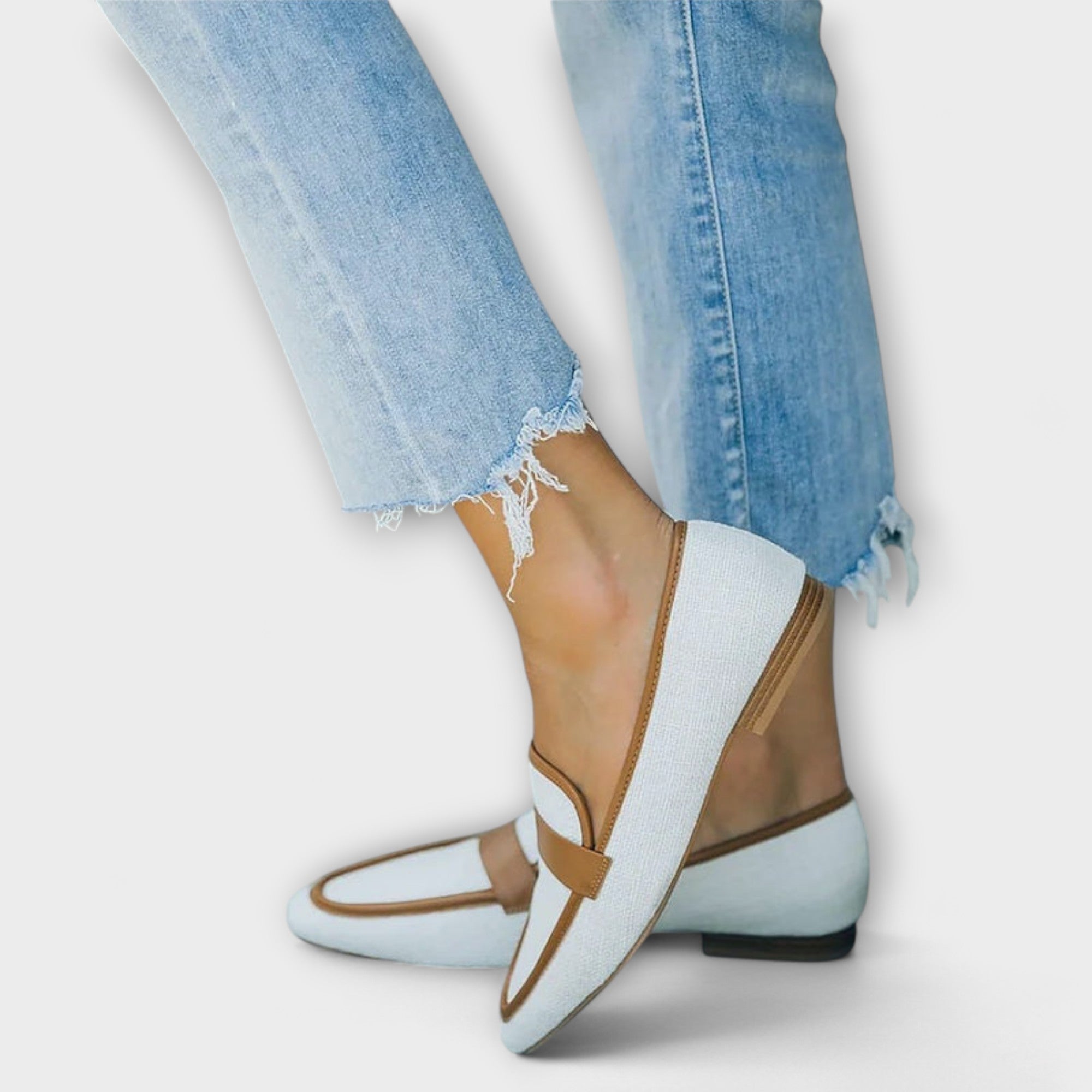 Everly & Rose – Vintage Moccasin with Casual and Comfortable Design