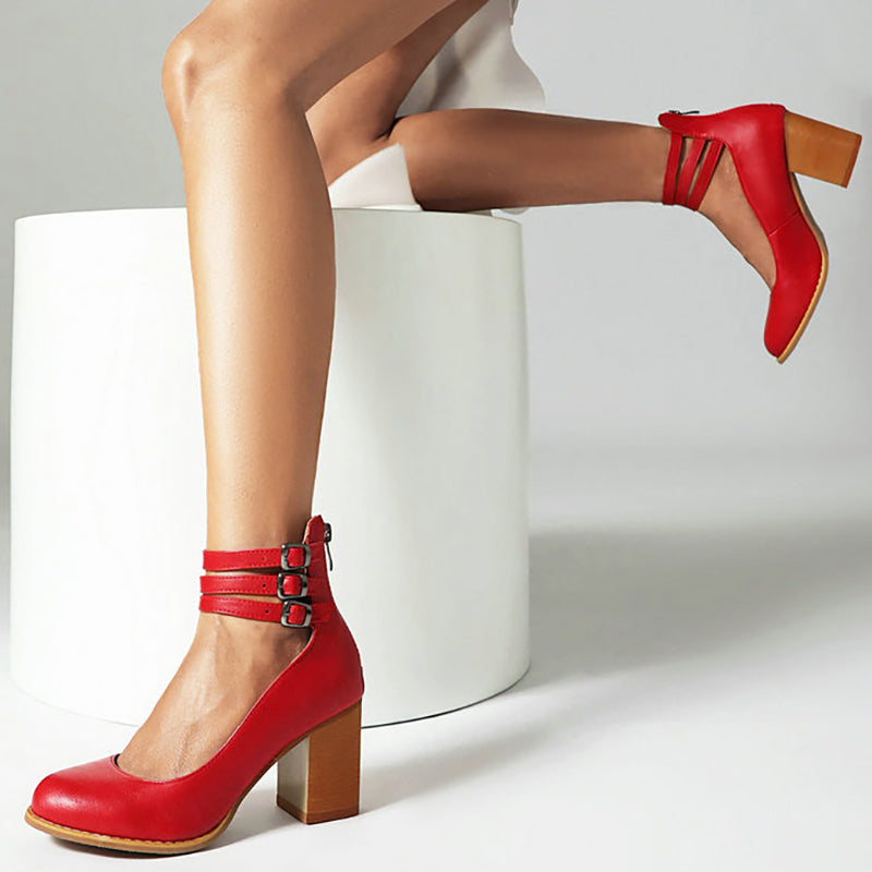 Everly & Rose™ | Elegant Smooth Sandals with Ankle Strap and Thick Heel for a Sophisticated Look