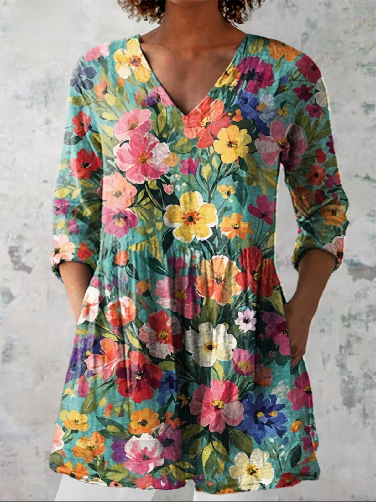Lovely Floral Linen Tunic – Everyday Elegance