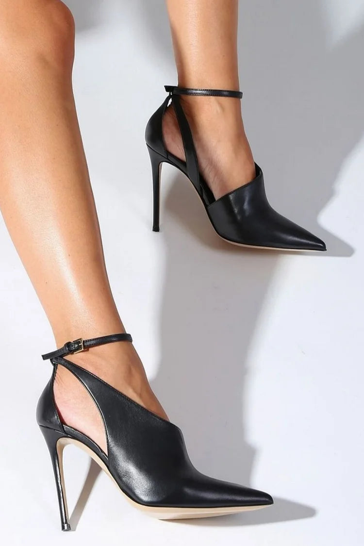 Everly & Rose | Pointed Toe Pump with Ankle Strap