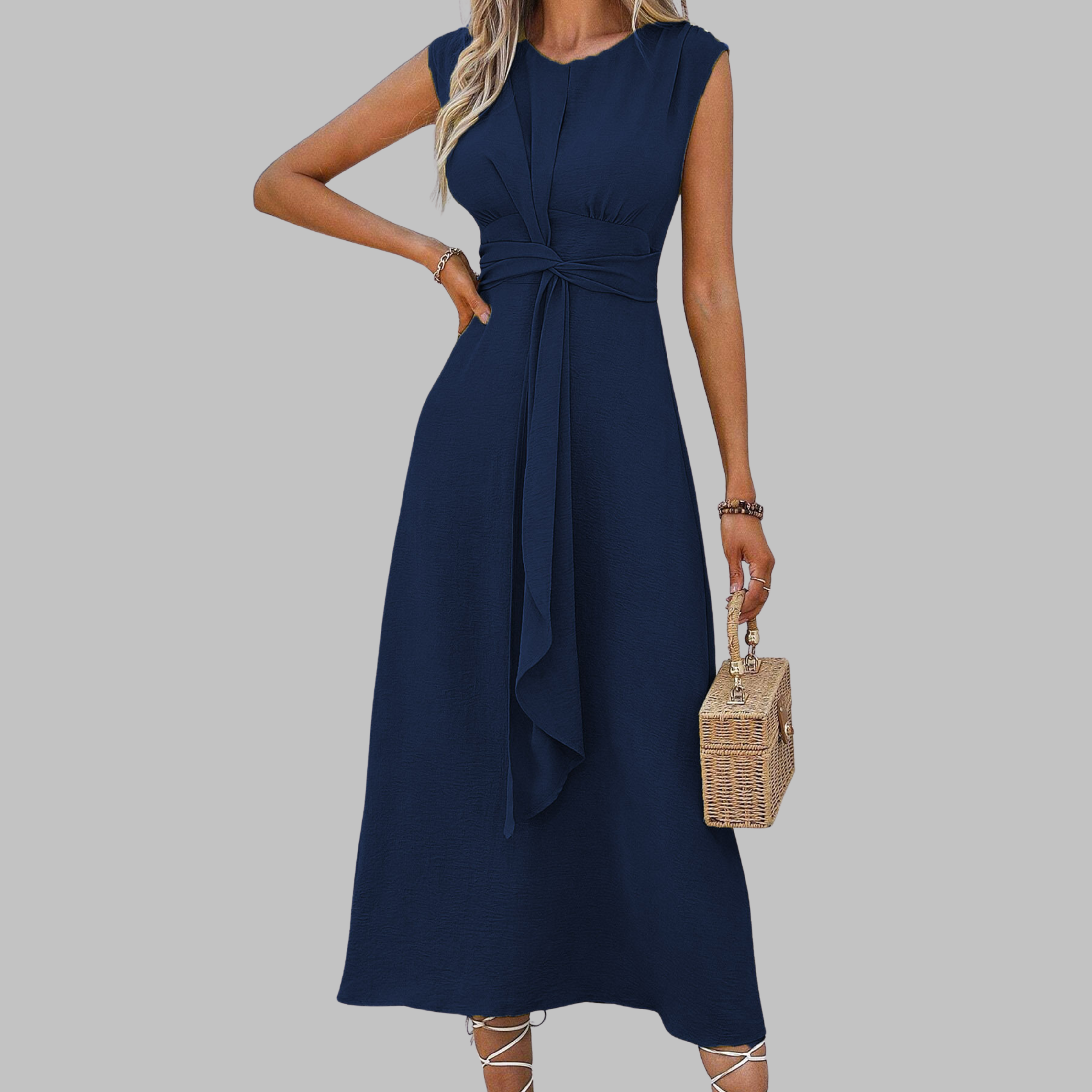 Bridgette™ | Elegant Sleeveless Round Neck Maxi Dress