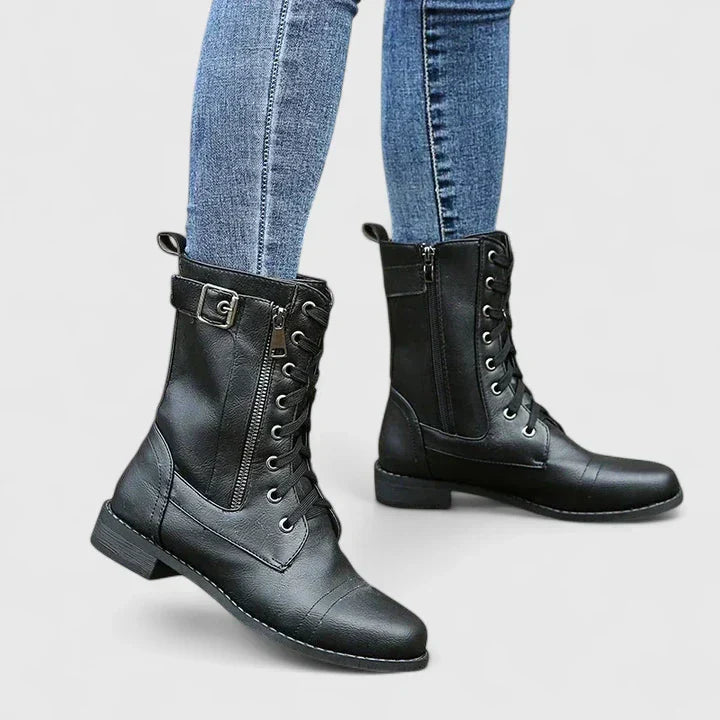 Romani™ – Elegant Short Boots with Lacing and Modern Design for a Fashion-Conscious Look