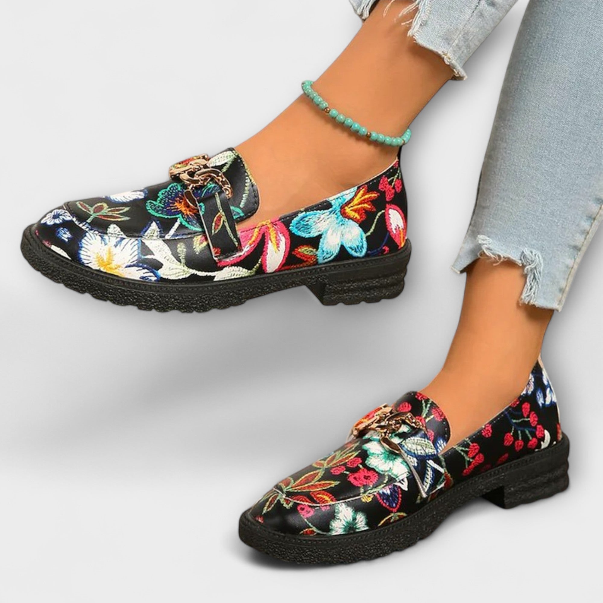 Everly & Rose – Elegant Multicolored Loafers with a Charming Floral Pattern