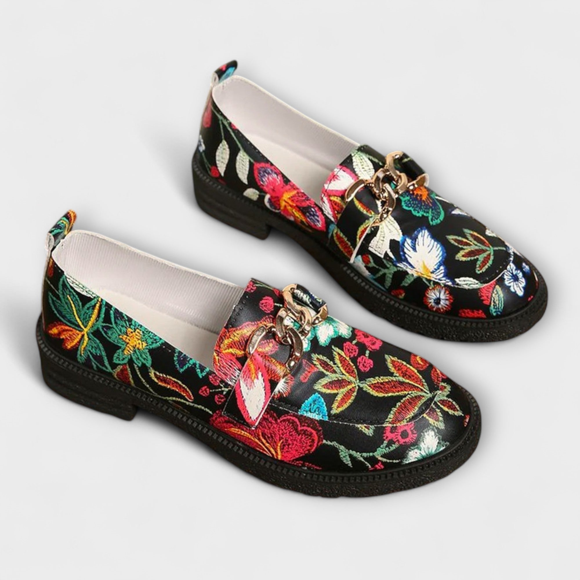 Everly & Rose – Elegant Multicolored Loafers with a Charming Floral Pattern
